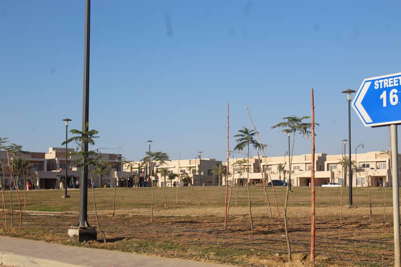 Precinct 10-A Luxury 200 Sq. Yards Villa Ready to Live 90% Populated Precinct in Bahria Town Karachi 6