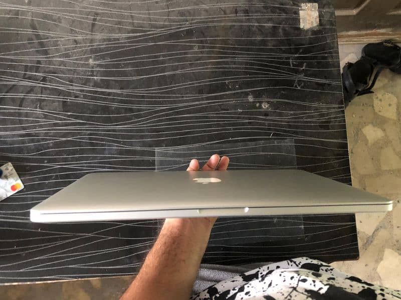 Macbook pro 2015 with original charger. 3