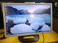 FUJITSU 24 "display P24W-7 LED