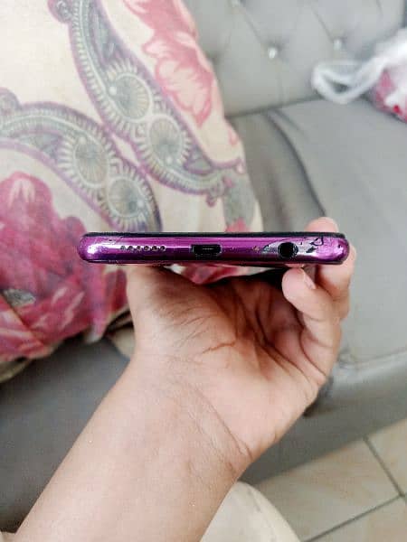 OPPO F9 pro 4