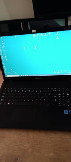 Samsung i7 3rd Gen 8gb RAM 118gb SSD 17 inch