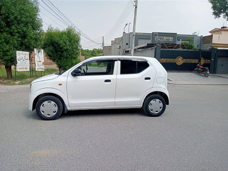 Suzuki Alto . 2021. V. X. R. 11