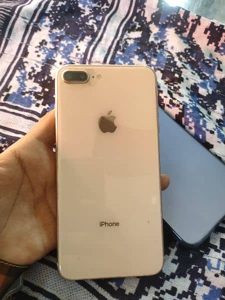 I phone 8plus 4