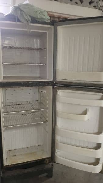 fridge for sale 0