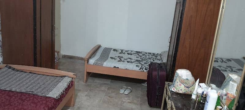 Al jannat girls Hostel karachi 10