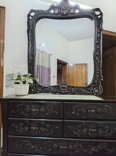 Full sized mirror with outer frame