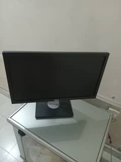 DELL  DESTOP AND DEEL 19' INCH FLAT MONITOR 0