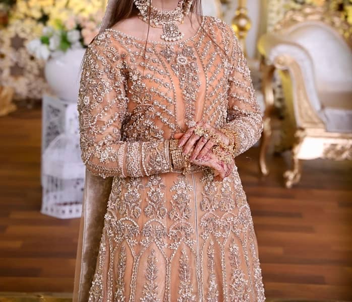 Walima Maxi with lehnga and barat lehnga with 2 dupattas 1