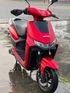 METRO T9 EV SCOOTER