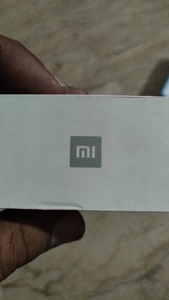 MI 3 band 1