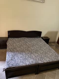 2 single bed with side table and dressing table