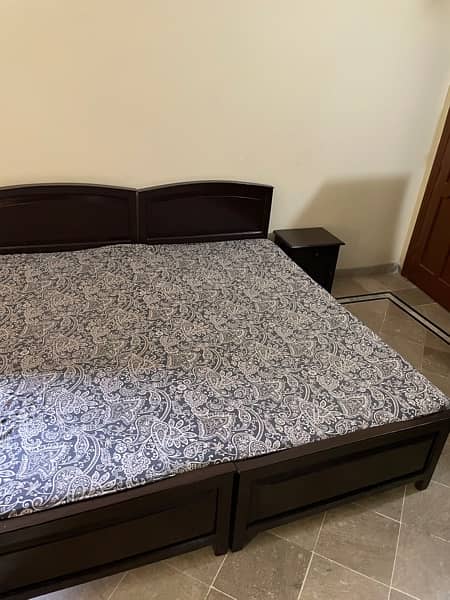 2 single bed with side table and dressing table 1