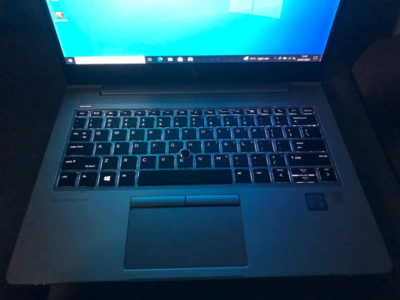 HP Elitebook 830 G5 Core i7 8th Generation Blacklight keyboard Awesome 3