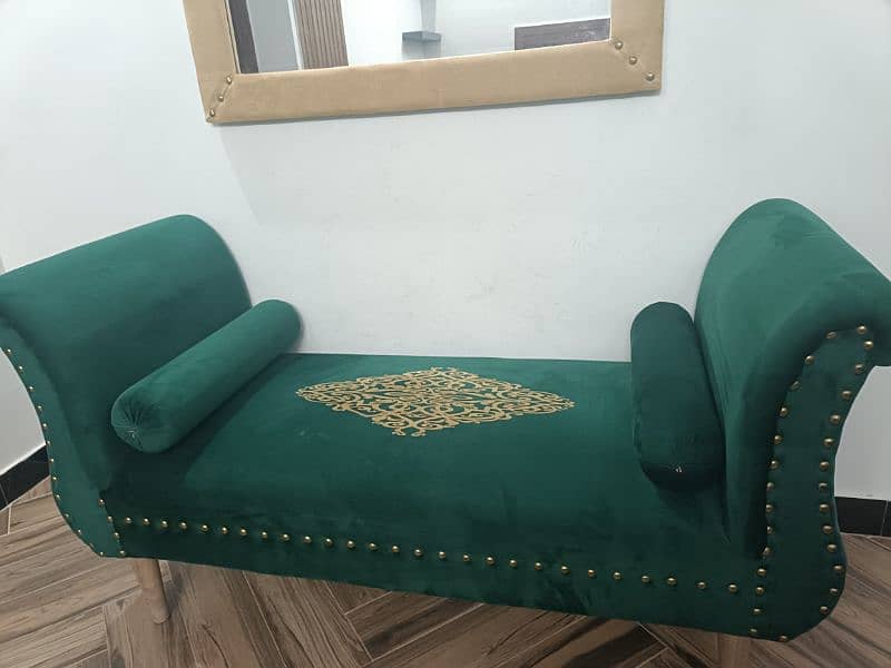 Dewan wooden  with looking mirror for Sale 6