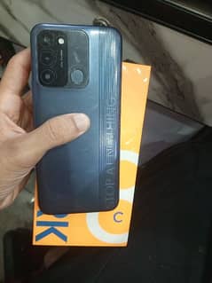 Tecno Spark 8c