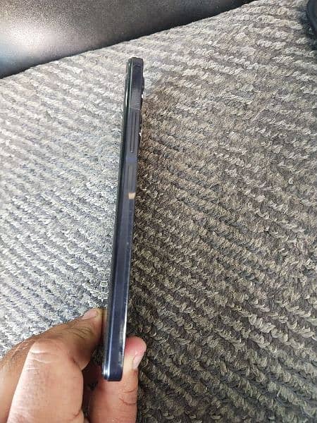 Infinix HOT 30 8+8 128GB 2