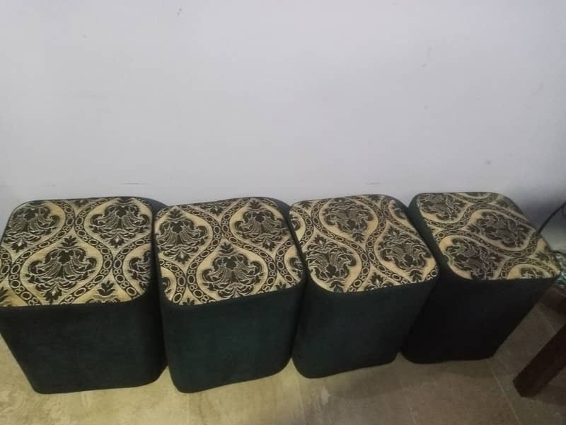 L. Sofa 8 seater  with table n 8 cosion . with 4  seater 8