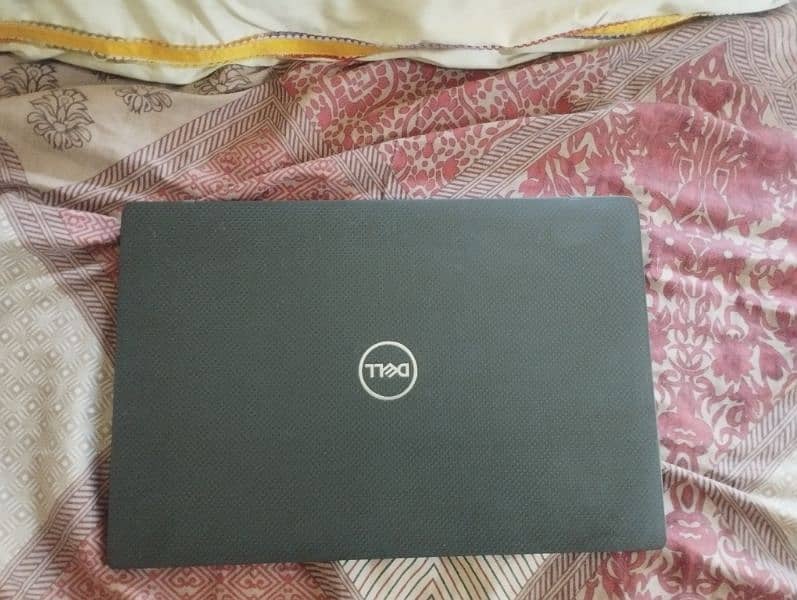 Dell Latitude 7400 i5 8th gen 1