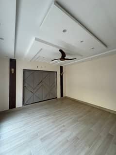 5 Marla LIKE BAND NEW HOUSE FOR RENT IN BAHRIA TOWN LAHORE