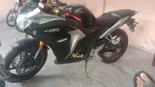 honda cbr 150 urgentt salee