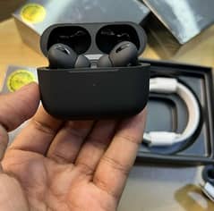 Black Earbuds 0