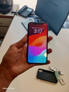 I Phone XS 64gb 10/10 condition 0