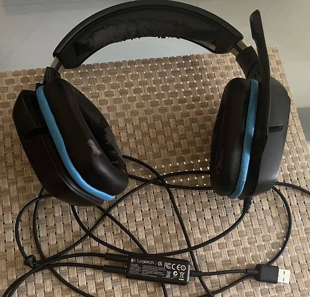 Logitech G432 Headphones 0