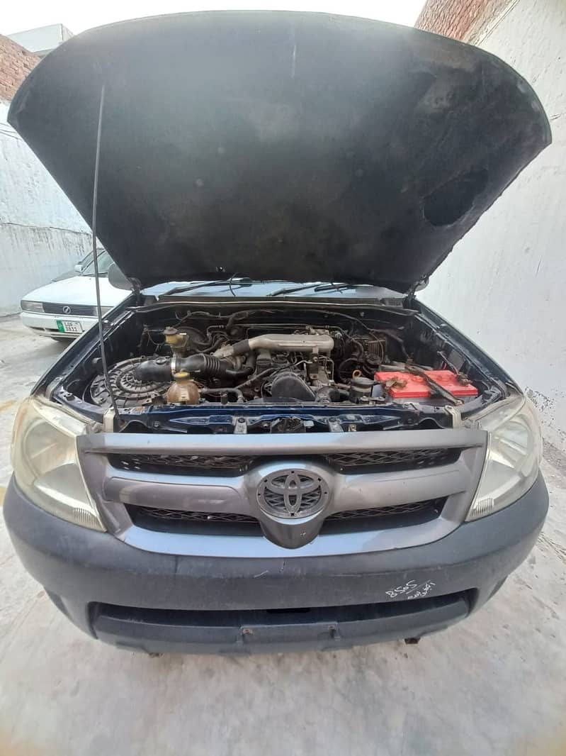 Toyota Hilux 2007 single cabin 11