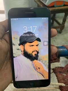 I phone 7 plus condition ok ha bs front per thora sa scratch ha minor