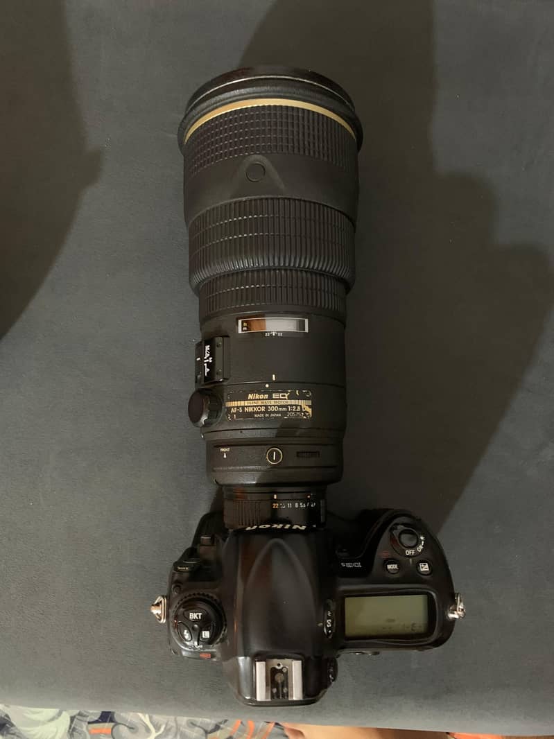 Nikon 300 2.8 4