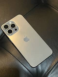 iPhone 15 Pro Max - 256 Gb