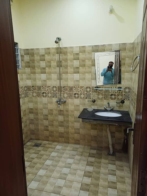 10 Marla Brand New Luxury Spanish Upper Portion Available For Rent Near Ucp University Or University Of Lahore Or Shaukat Khanum Hospital Or Abdul Sattar Eidi Road M2 3