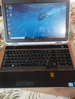 Dell Touch screen Laptop for sale best battery backup