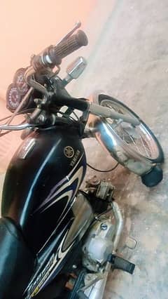 YAMA MOTOR CYCLE FOR SALE URGENT