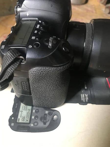 6D mark Ii only body for sale 1