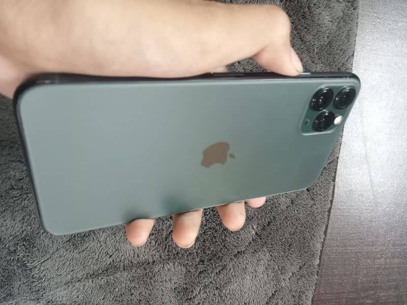 Iphone 11 pro max 5