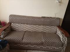 8 seats sofa in good condition