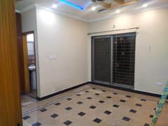 Beautiful Upper Portion For Rent Gas Available (Original Pictures)