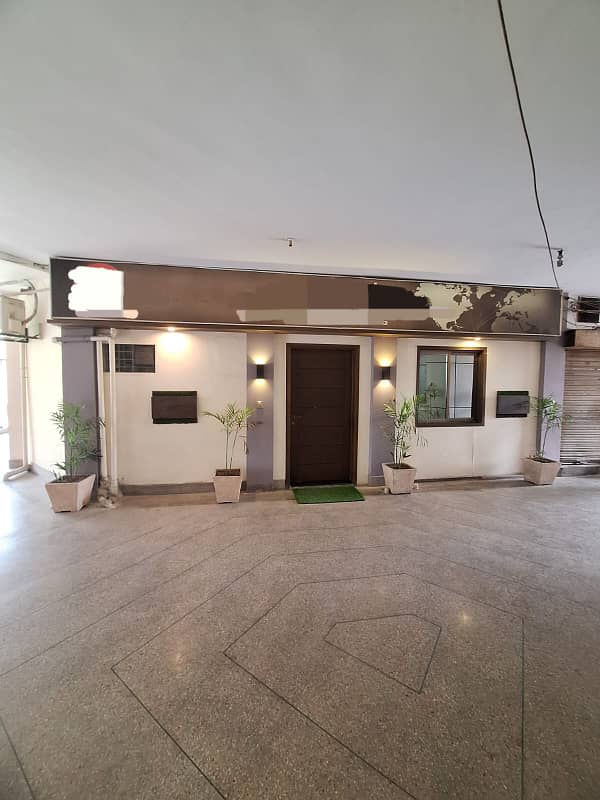 OFFICE FOR SALE NEAR MALL OF LAHORE CANTT 6