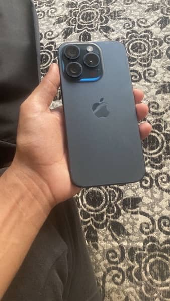 iPhone 15 pro 128 GB 10/10 with box (JV) 0