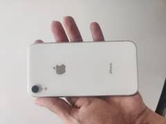 iPhone xr waterpack 10/10 non pta mint condition 0