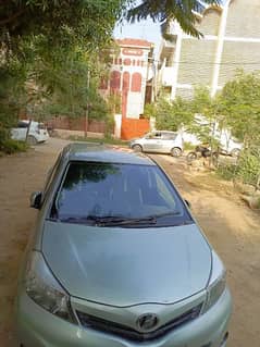 Toyota Vitz 2011