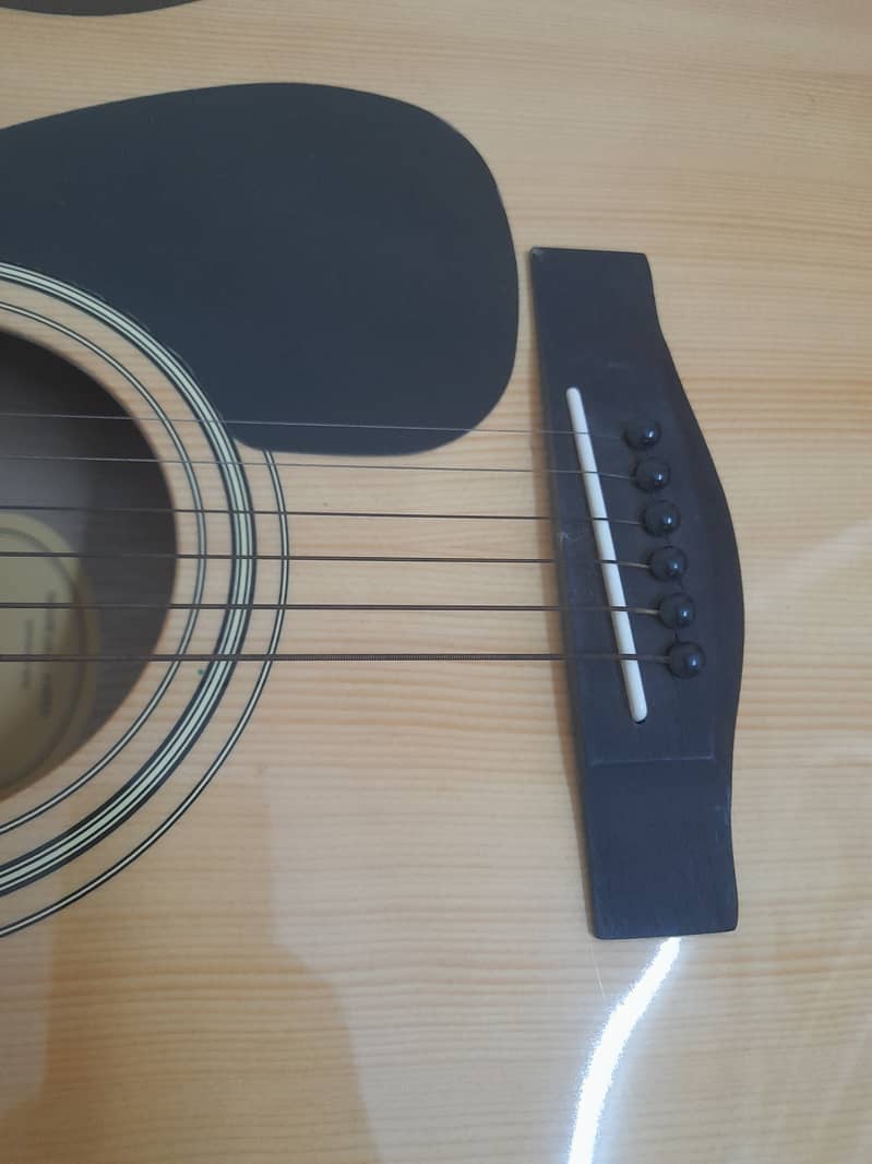 Yamaha F310 Guitar (read description) 5