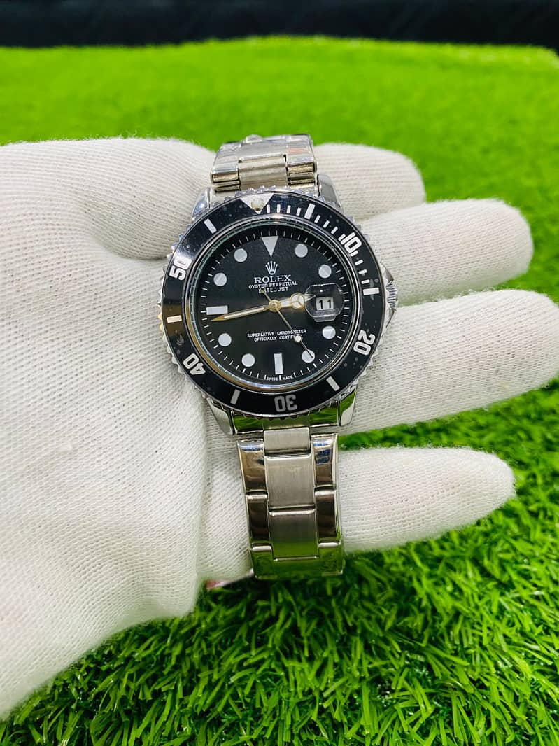 Rolex Submariner Watch - Silver Chain with Black Dial 2