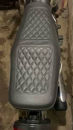 honda 125 seat 2024