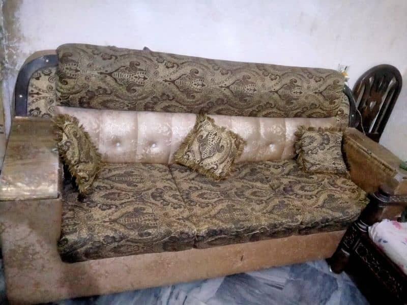 sofa in cheap price 1