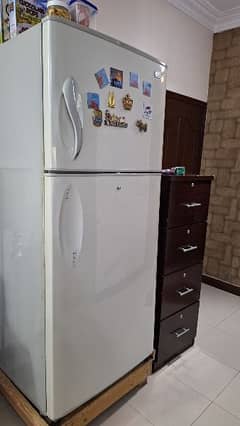 LG nofrost fridge