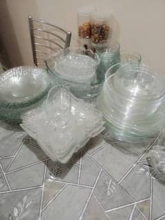 transparent glass dinner set