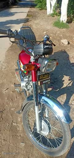 Honda cd70, 2023 model, only call plzzzz