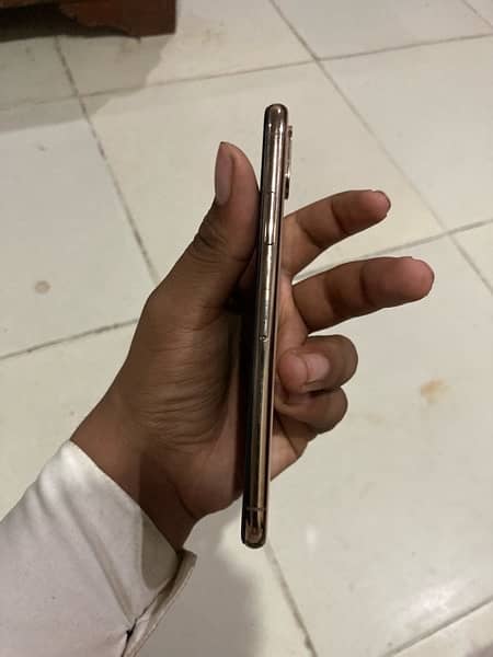 IPHONE XS 256 GB NON PTA URGENT SALE 7